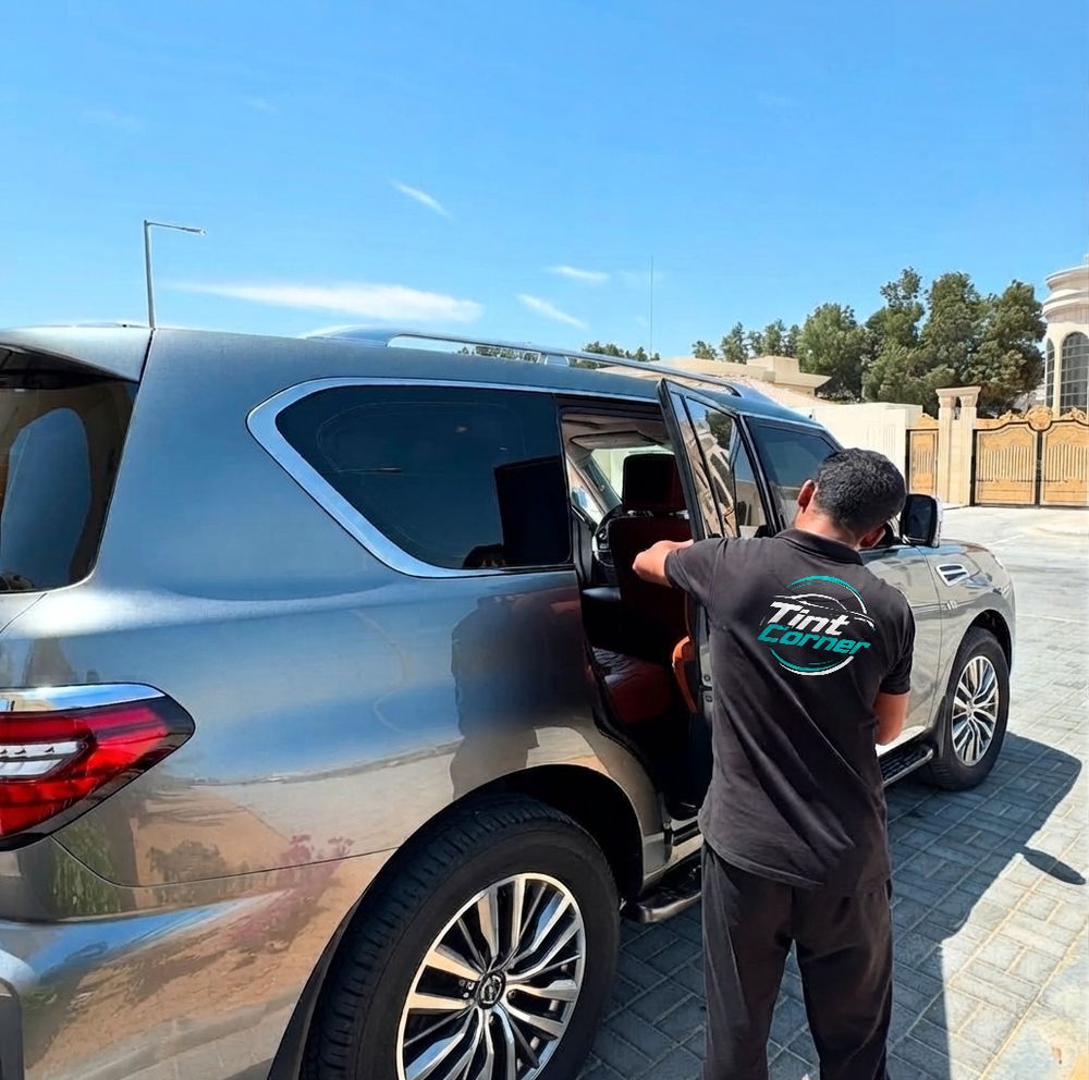 Nissan Patrol — Side Windows